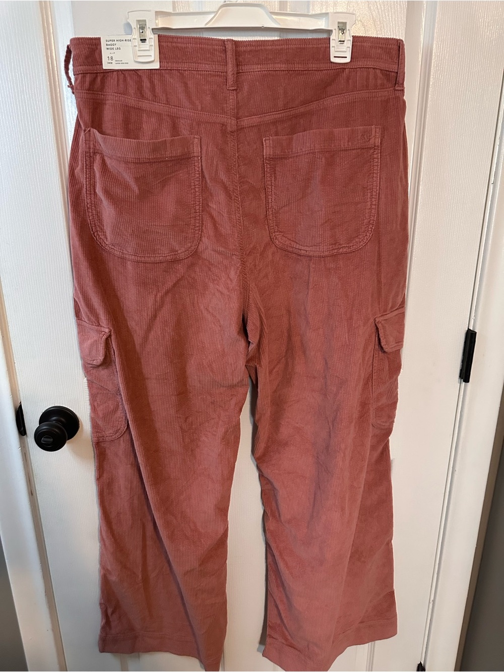 American Eagle Outfitters Women’s Rust-pink 
Corduroy Cargo Pants - Picture 6 of 8